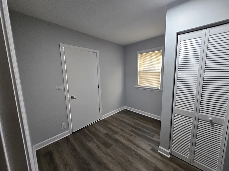 3118 N Central Park Ave #1R — Photo 6