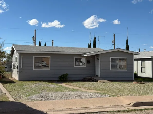 1107 Filipino Ave, Alamogordo, NM 88310