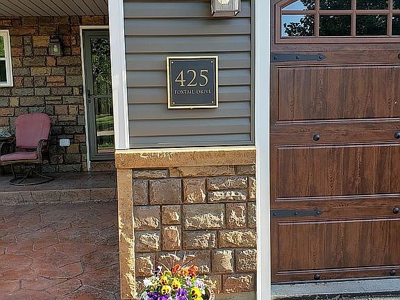 4th image of 425 Foxtail Dr