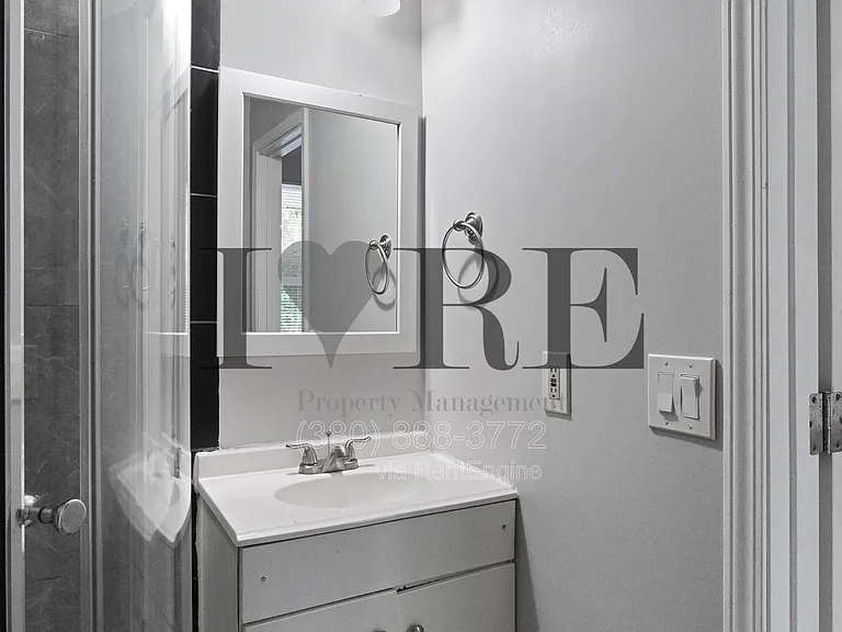 1555 Myrtle Ave — Photo 22