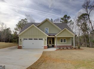 632 Campbell Rd, Covington, GA 30014