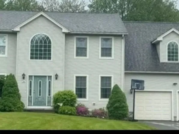 25 Helen Ln, Belchertown, MA 01007