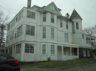 1530 E 1st St, Duluth, MN 55812