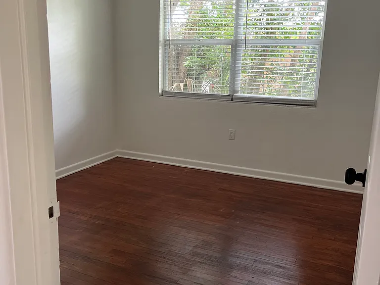 1317 Elizabeth Ave — Photo 20