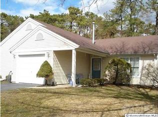 52 Canterbury Dr, Forked River, NJ
