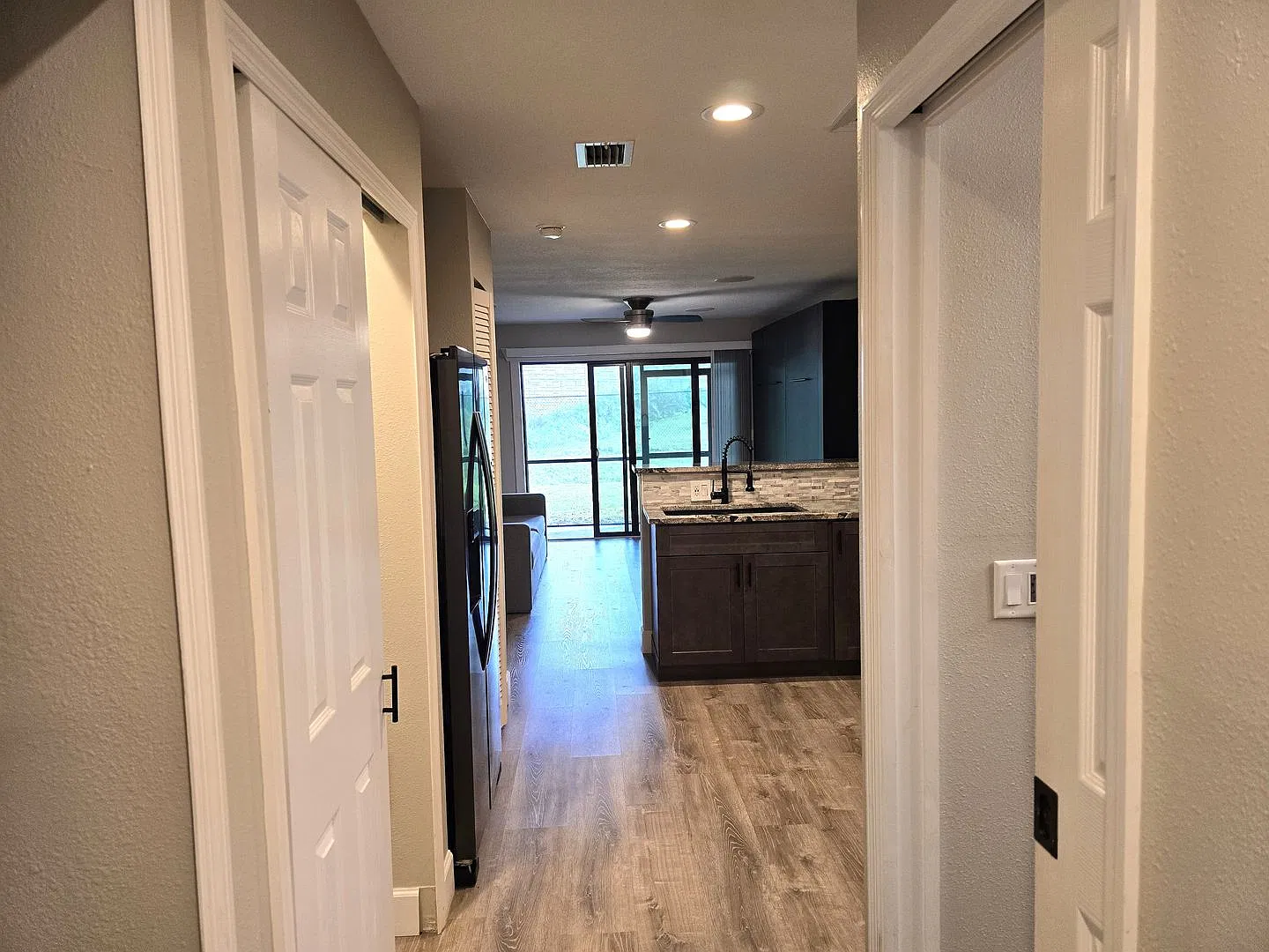 Remodeled Furnished Studio Condo — Photo 3