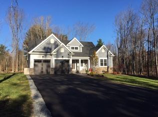 127 Oak Ave, Lunenburg, MA 01462