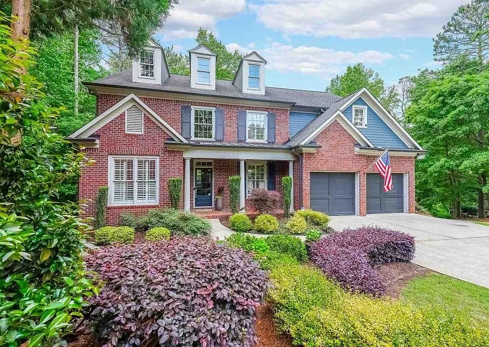 1st image of 120 Heritage Ct