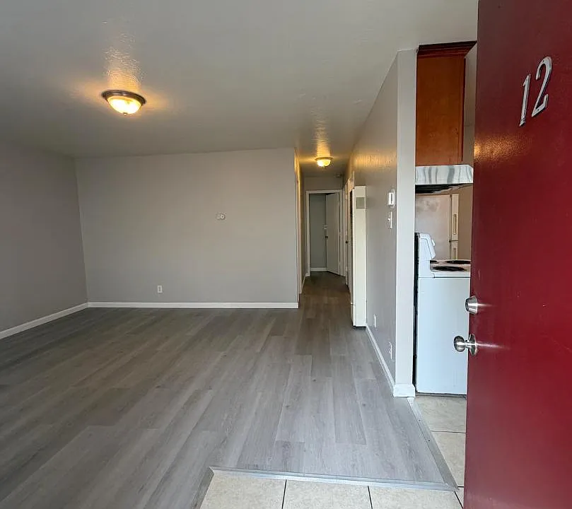 2424 90th Ave #12