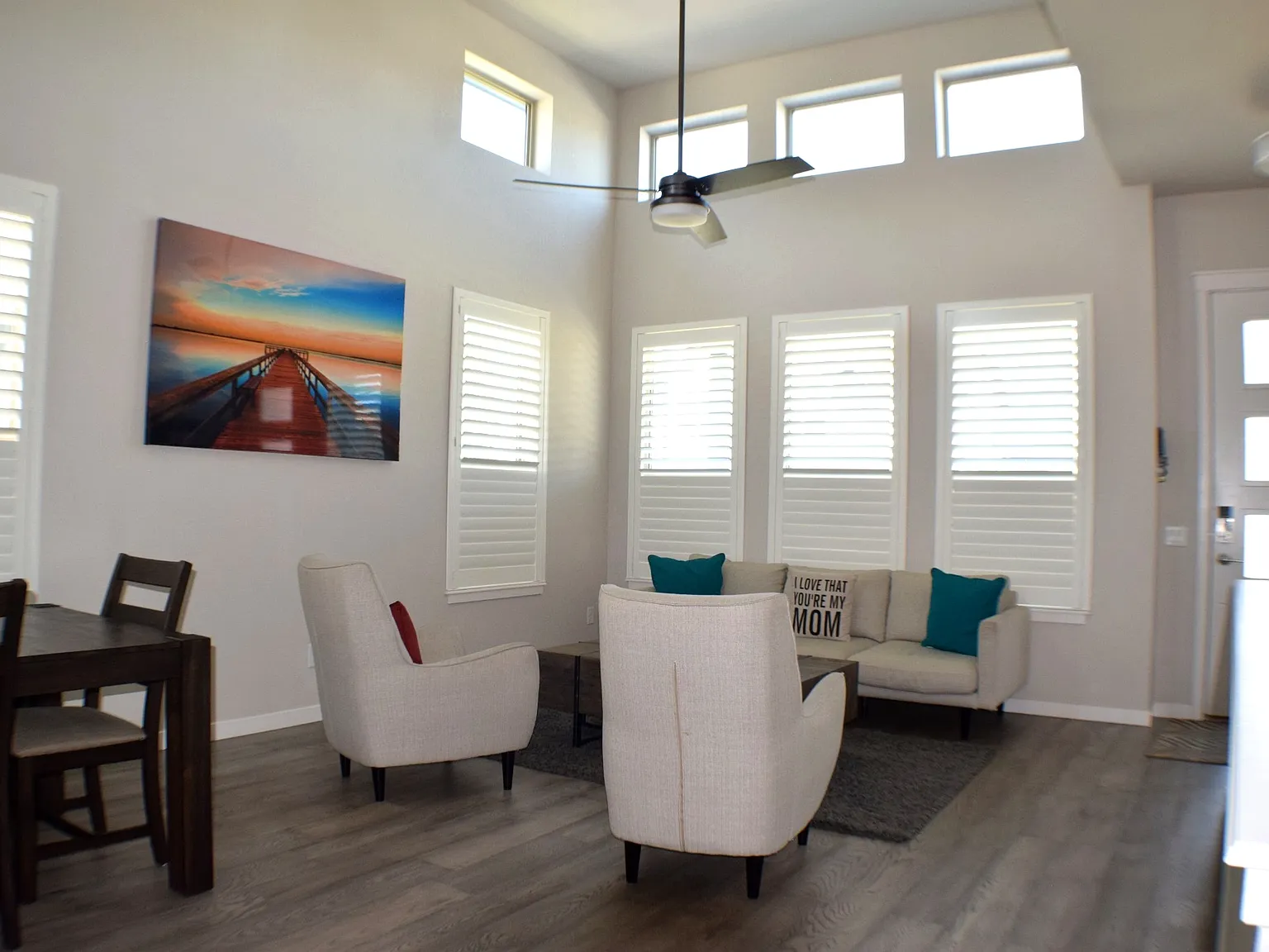 4 bed, 2759 sqft, $3,695 — Photo 3