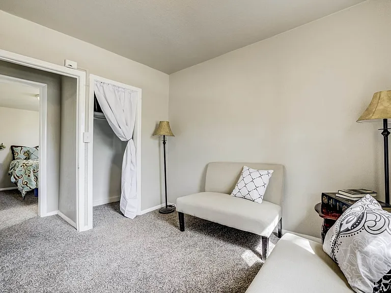542 W Boulder St — Photo 20