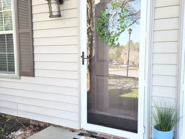 1265 Hulon Cir, West Columbia, SC 29169