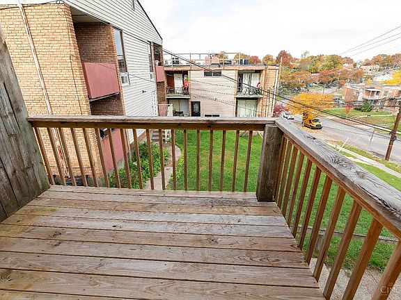 2nd image of 3599 Schwartze Ave #4