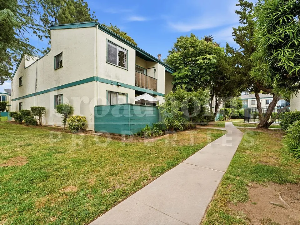 1811 E Grand Ave #178