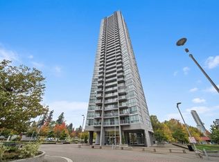 13618 100th Ave #2701, Surrey, BC V3T0A8