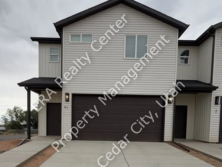 50 E 1600 N #1A — Photo 1