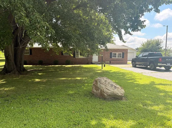 7799 N Erickson St, Terre Haute, IN 47805