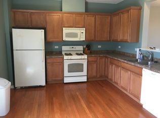 8938 Disbrow St #F, Huntley, IL 60142