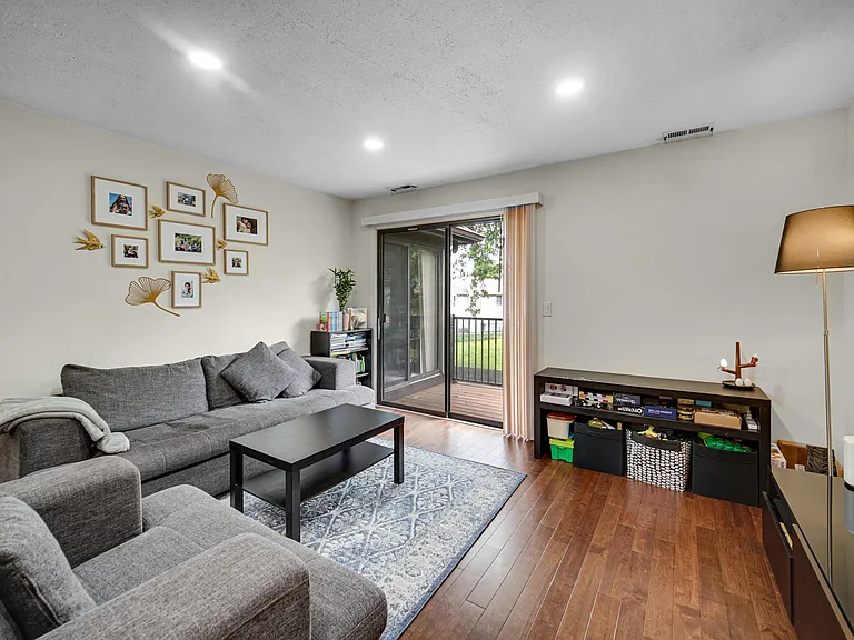 521 Cumberland Trl #D — Photo 5