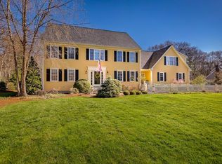 14 Blueberry Ln, Hopkinton, MA 01748
