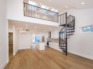 9045 Harland Ave, West Hollywood, CA 90069