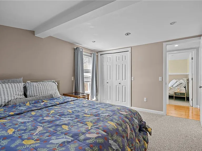1024 Anthony Rd — Photo 11