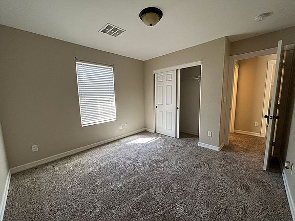 2nd image of 2610 Begonia Valley Ave