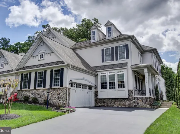20379 Dunkirk Sq, Sterling, VA 20165