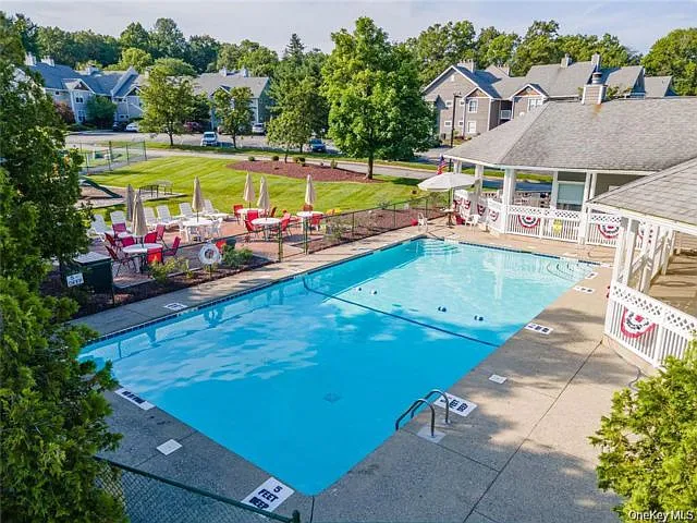 504 Continental Dr