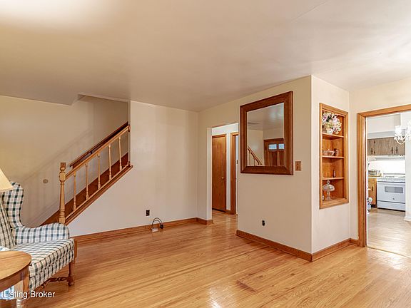 4th image of 10205 Moonlight Way