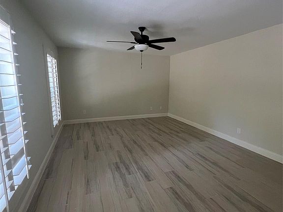 3rd image of 2714 Echo St
