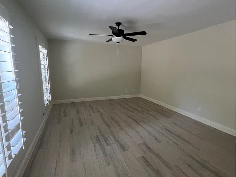 2714 Echo St — Photo 3