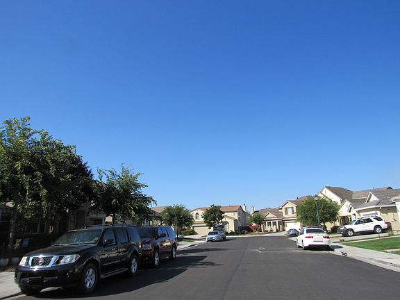 5th image of 182 Sonoma Creek Way