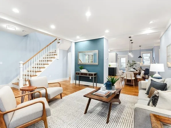 12 Montgomery Ave, Somerville, MA 02145