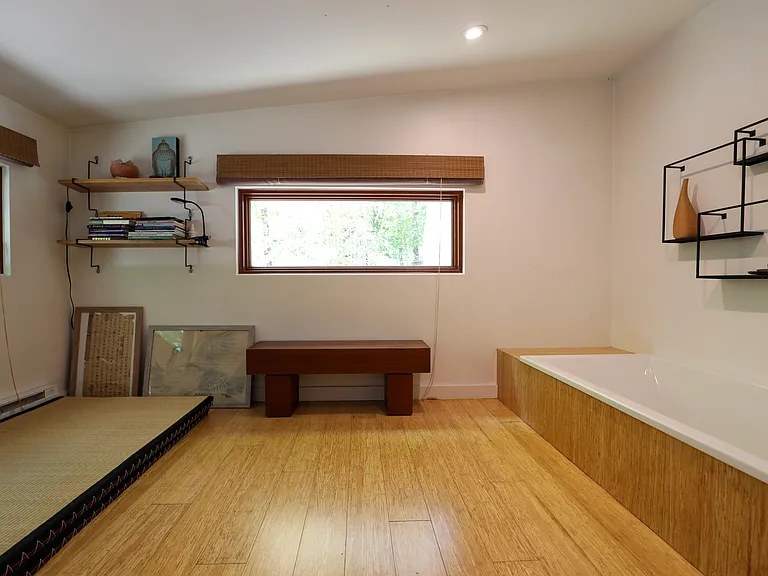 10 Fitzsimmons Ln — Photo 17