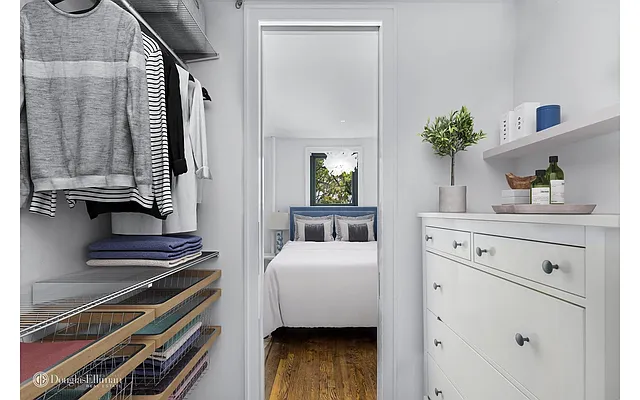 Sold by Douglas Elliman | media 2