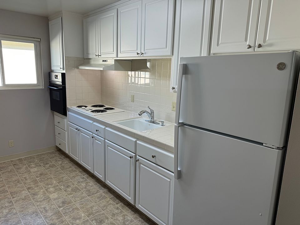 1st image of 2050 Latham St Unit 30
