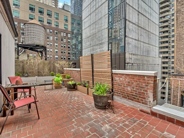 155 East 49th Street 11CD image 18 of 19
