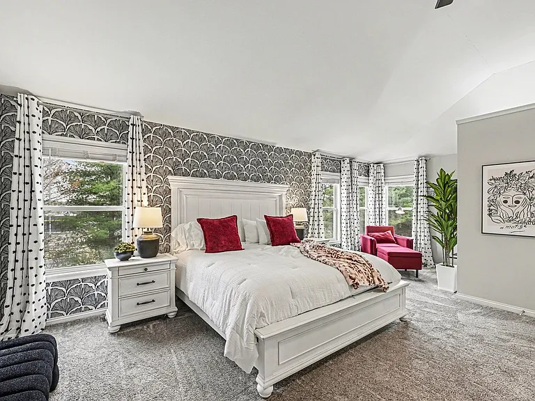 2580 Hingham Ln — Photo 3