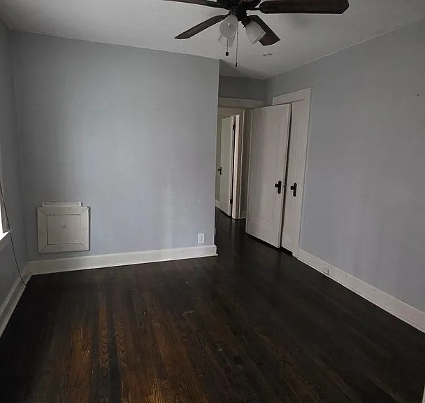 319 E 43rd St #1 — Photo 14
