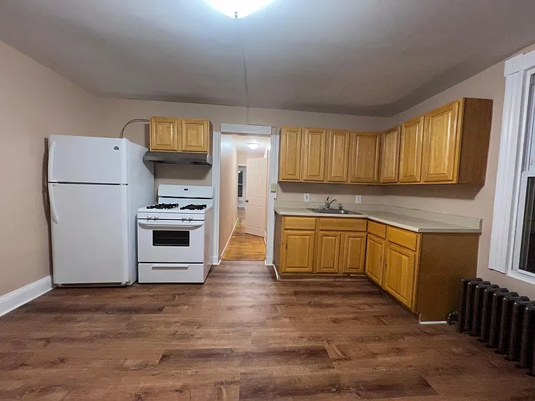 199 New St #2 — Photo 5