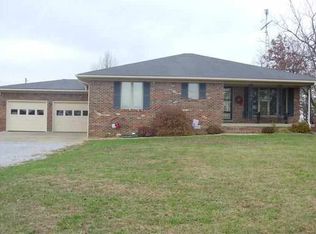 6282 Deer Lick Rd, Lewisburg, KY 42256