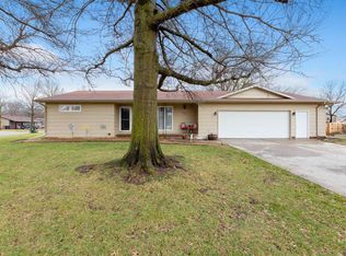 301 W 10th St, Halstead, KS 67056