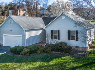 5 Gaines Ct, Lexington, VA 24450