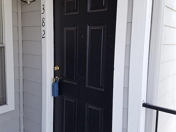 3rd image of 12166 Metric Blvd APT 382