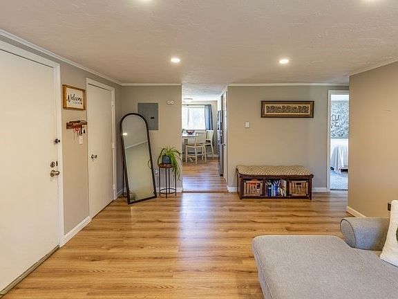 3rd image of 10 Tideview Path APT 5