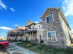 2000 Meadow Ct