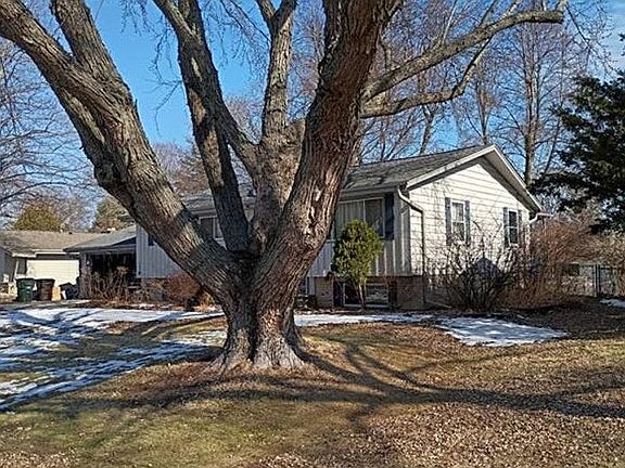 2nd image of 5349 Erie St