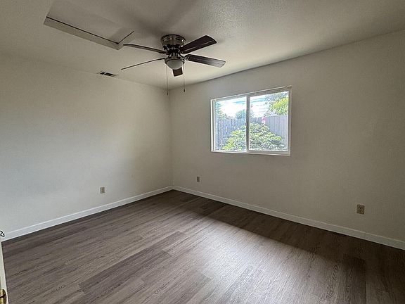 5th image of 9532 N Hinton Ave