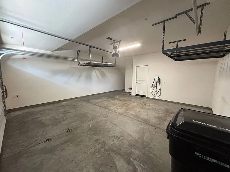 7819 Paxton Pl — Photo 12